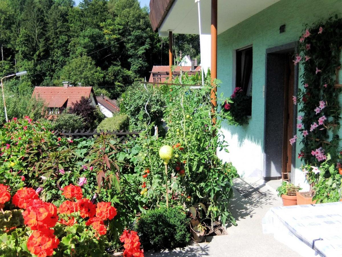 Gaestehaus Grau Egloffstein Exteriör bild