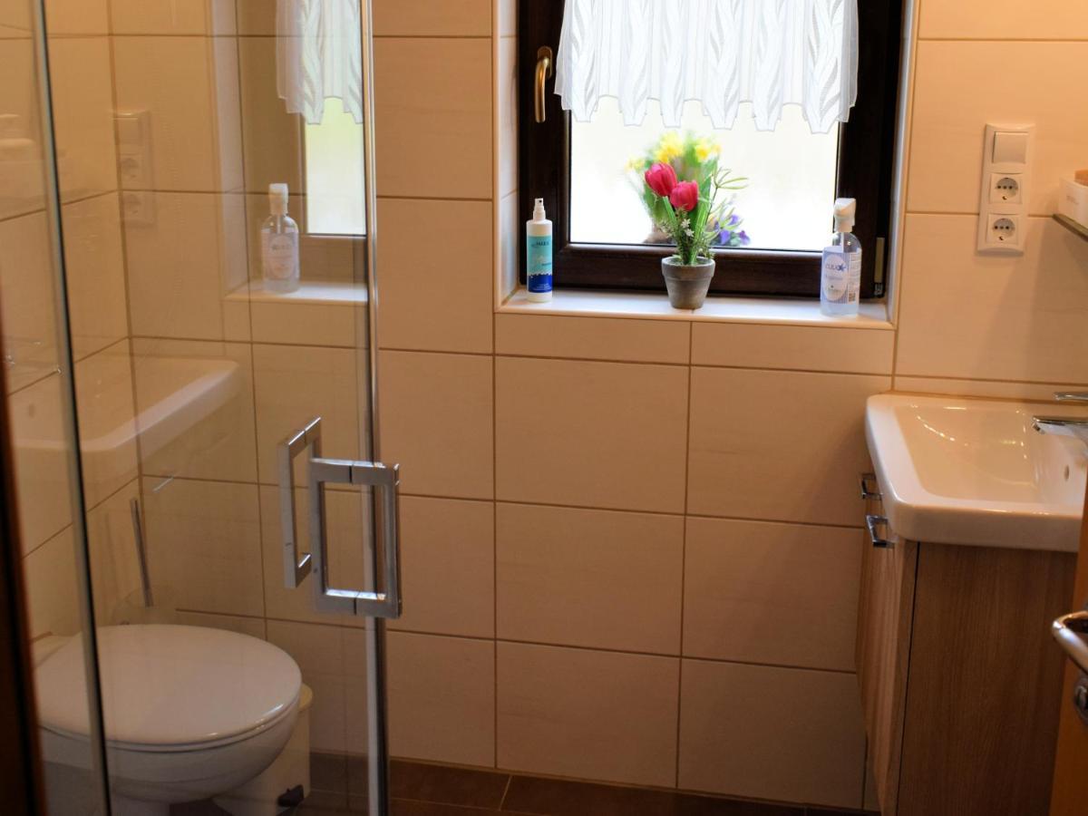 Gaestehaus Grau Egloffstein Exteriör bild