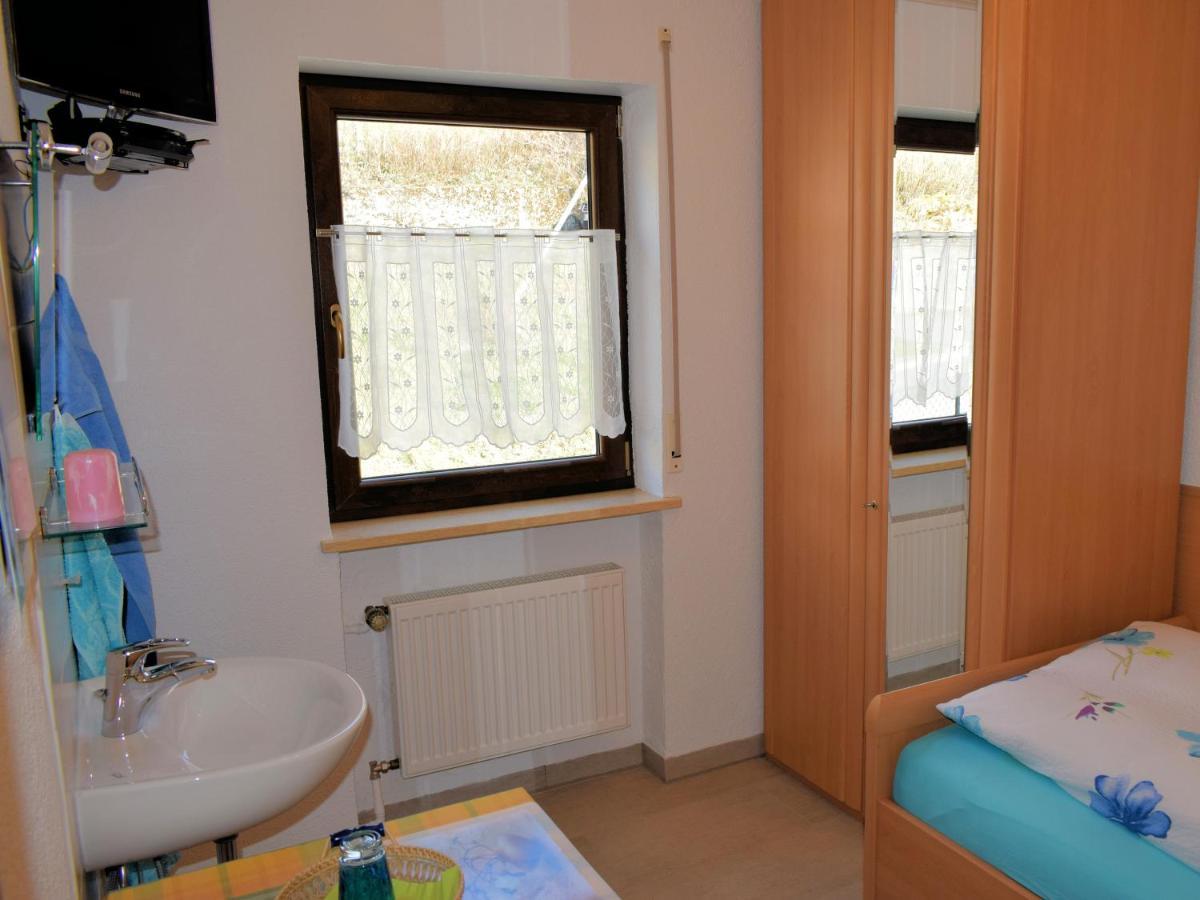 Gaestehaus Grau Egloffstein Exteriör bild